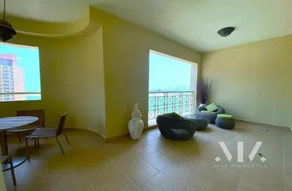 Apartment - 2 Bedrooms - 4 Bathrooms for rent in Al Das - Shoreline Apartments - Palm Jumeirah - Dubai