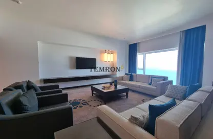 Apartment - 3 Bedrooms - 4 Bathrooms for sale in Fairmont Marina Residences - The Marina - Abu Dhabi