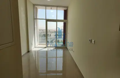 Apartment - 1 Bathroom for rent in K1 - Dubai Residence Complex - Dubai