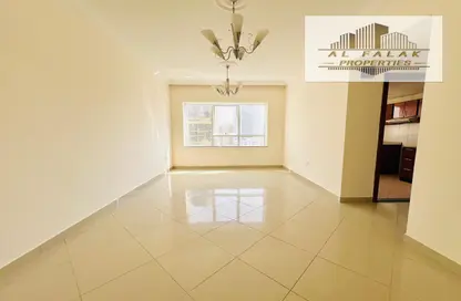 Apartment - 1 Bedroom - 1 Bathroom for rent in Rasheed Tower 4 - Al Taawun - Sharjah