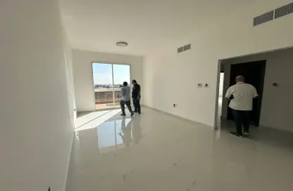 Apartment - 2 Bedrooms - 3 Bathrooms for rent in Al Jurf Industrial 3 - Al Jurf Industrial - Ajman