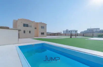 Villa - 6 Bedrooms - 6 Bathrooms for rent in Nad Al Sheba 4 - Nad Al Sheba - Dubai