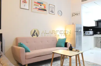 Apartment - 1 Bathroom for sale in Plazzo Heights - Jumeirah Village Circle - Dubai