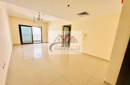 Apartment - 2 Bedrooms - 3 Bathrooms for rent in Muwaileh 29 Building - Muwaileh - Sharjah