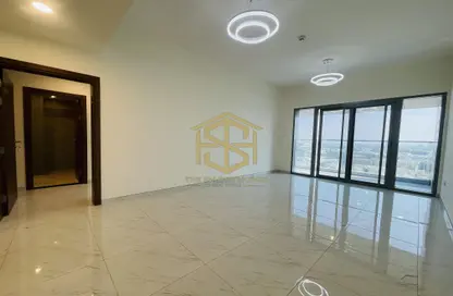 Apartment - 1 Bedroom - 2 Bathrooms for rent in Titanium Tower - Al Karama - Dubai