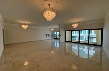 Apartment - 4 Bedrooms - 4 Bathrooms for rent in Corniche Road - Abu Dhabi