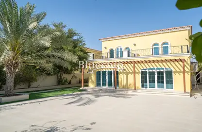 Villa - 4 Bedrooms - 5 Bathrooms for sale in Legacy - Jumeirah Park - Dubai