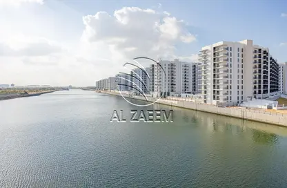 Apartment - 2 Bedrooms - 2 Bathrooms for sale in Waters Edge - Yas Island - Abu Dhabi