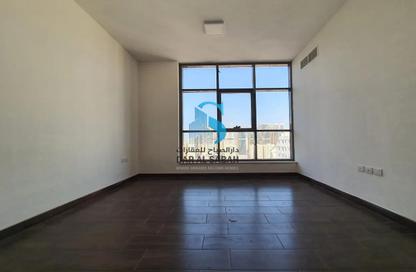 Apartment - 2 Bedrooms - 3 Bathrooms for rent in Street 20 - Al Nahda - Sharjah