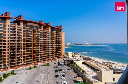 Apartment - 1 Bedroom - 2 Bathrooms for rent in Al Das - Shoreline Apartments - Palm Jumeirah - Dubai