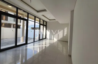 Villa - 3 Bedrooms - 4 Bathrooms for rent in Richmond - DAMAC Hills - Dubai