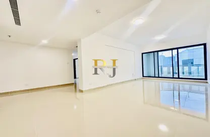 Apartment - 2 Bedrooms - 2 Bathrooms for rent in Mankhool Building - Mankhool - Bur Dubai - Dubai