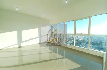 Apartment - 2 Bedrooms - 4 Bathrooms for rent in Bloom Central - Al Tibbiya - Abu Dhabi