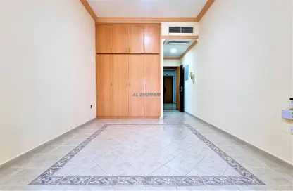 Apartment - 1 Bathroom for rent in Oud Metha - Bur Dubai - Dubai