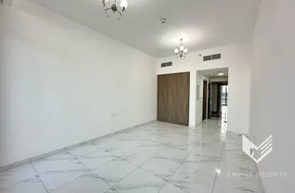 Apartment - 1 Bathroom for rent in Serenity Lakes 5 - Jumeirah Village Circle - Dubai