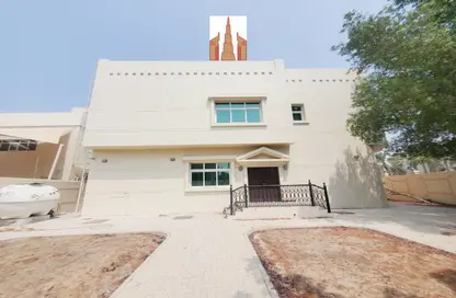 Villa - 3 Bedrooms - 4 Bathrooms for rent in Al Sharq - Sharjah