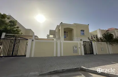 Villa - 5 Bedrooms - 6 Bathrooms for rent in Al Quoz 2 - Al Quoz - Dubai