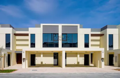 Townhouse - 3 Bedrooms - 3 Bathrooms for rent in Shams Townhouses - Town Square - Dubai