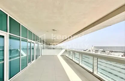 Apartment - 2 Bedrooms - 3 Bathrooms for rent in Al Ain Tower - Khalidiya Street - Al Khalidiya - Abu Dhabi