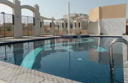 Villa - 3 Bedrooms - 4 Bathrooms for rent in Mushrif Gardens - Al Mushrif - Abu Dhabi