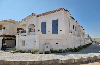 Villa - 5 Bedrooms - 7 Bathrooms for sale in Al Yasmeen 1 - Al Yasmeen - Ajman