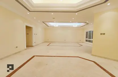 Villa - 5 Bedrooms - 6 Bathrooms for rent in Al Muntazah - Sharjah