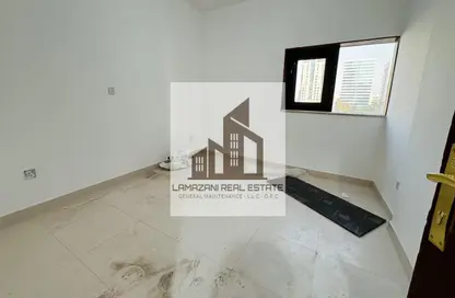 Apartment - 2 Bedrooms - 2 Bathrooms for rent in Al Nasr Street - Al Najda Street - Abu Dhabi