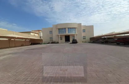 Apartment - 3 Bedrooms - 3 Bathrooms for rent in Mohamed Bin Zayed Centre - Mohamed Bin Zayed City - Abu Dhabi