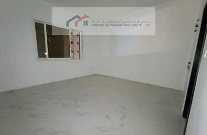 Apartment - 2 Bedrooms - 3 Bathrooms for rent in Al Jurf 2 - Al Jurf - Ajman Downtown - Ajman