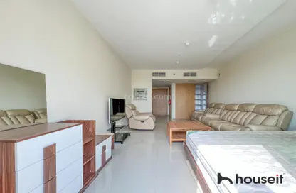 Apartment - 1 Bathroom for rent in Green Park - Jumeirah Village Triangle - Dubai