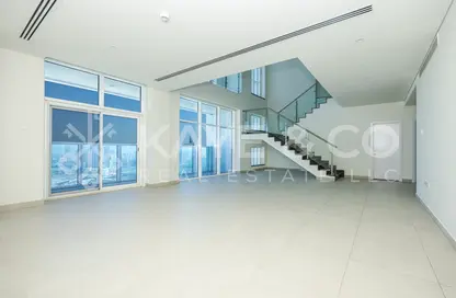 Apartment - 3 Bedrooms - 4 Bathrooms for sale in Marina Arcade Tower - Dubai Marina - Dubai