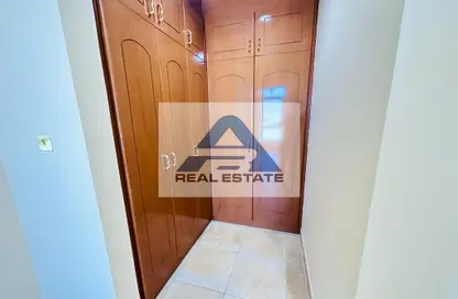 Apartment - 3 Bedrooms - 5 Bathrooms for rent in Al Nahyan - Abu Dhabi