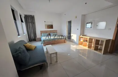 Apartment - Studio - 1 Bathroom for rent in Executive Bay - Business Bay - Dubai