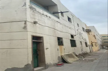 Whole Building - Studio - 5 Bathrooms for sale in Muwaileh Commercial - Sharjah