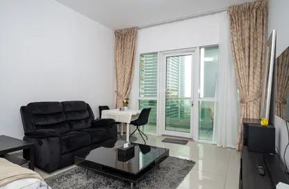 Apartment - 1 Bedroom - 2 Bathrooms for rent in Marina Pinnacle - Dubai Marina - Dubai