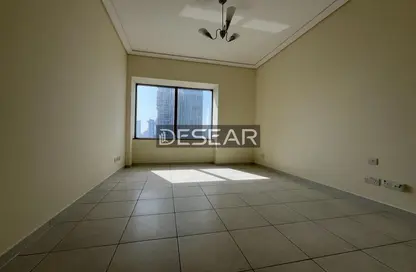 Apartment - 3 Bedrooms - 3 Bathrooms for rent in 21st Century Tower - Sheikh Zayed Road - Dubai