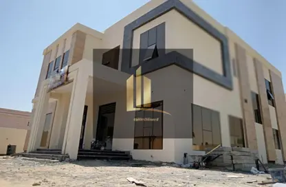 Villa - 5 Bedrooms - 7 Bathrooms for sale in Hoshi 1 - Hoshi - Al Badie - Sharjah