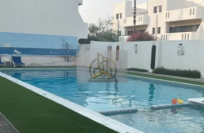 Compound - 4 Bedrooms - 5 Bathrooms for rent in Al Mushrif - Abu Dhabi