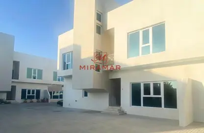 Villa - 4 Bedrooms - 6 Bathrooms for rent in Shakhbout City - Abu Dhabi