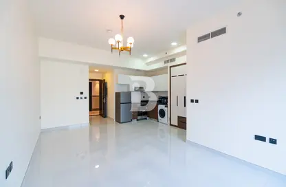 Apartment - 1 Bathroom for rent in Lawnz by Danube Block 4 - Lawnz by Danube - International City - Dubai