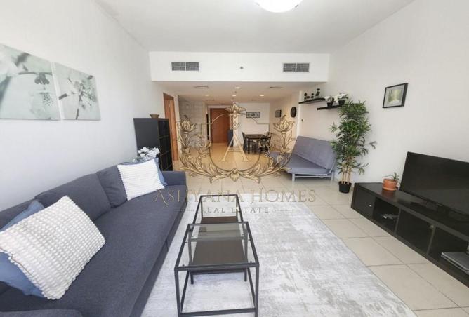 Apartment for Sale in Arezzo 1 Well Kept Full of Light Bright White