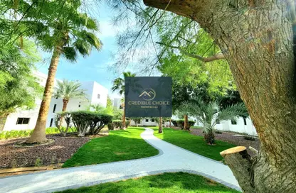 Apartment - 2 Bedrooms - 2 Bathrooms for rent in The Gardens Buildings - The Gardens - Dubai