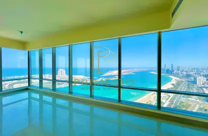 Apartment - 3 Bedrooms - 4 Bathrooms for rent in Nation Towers - Corniche Road - Abu Dhabi