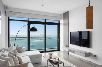 Living Room image for: Apartment - 2 Bedrooms - 2 Bathrooms for rent in Beach Vista - EMAAR Beachfront - Dubai Harbour - Dubai, Image 1