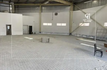 Warehouse - Studio - 1 Bathroom for rent in Al Khawaneej - Dubai