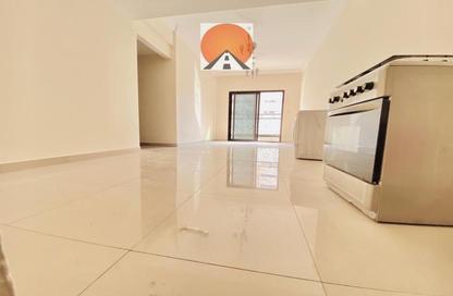 Apartment - 2 Bedrooms - 3 Bathrooms for rent in Muwaileh 29 Building - Muwaileh - Sharjah