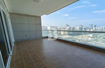 Apartment - 4 Bedrooms - 5 Bathrooms for rent in Bay View - Tourist Club Area - Abu Dhabi