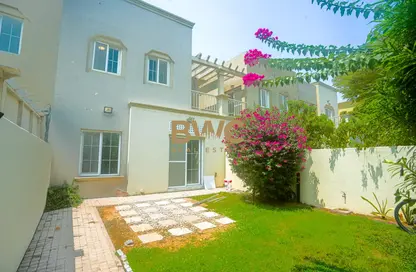 Villa - 2 Bedrooms - 3 Bathrooms for rent in Springs 11 - The Springs - Dubai