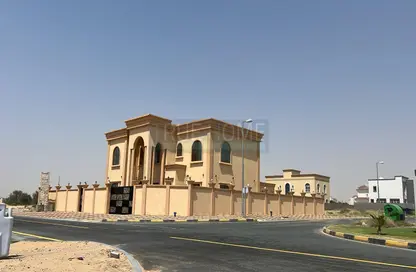 Villa - 5 Bedrooms - 6 Bathrooms for sale in Hoshi - Al Badie - Sharjah