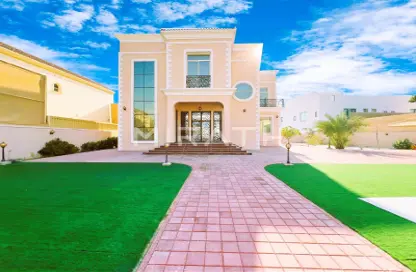 Villa - 5 Bedrooms - 5 Bathrooms for rent in Al Barsha South 1 - Al Barsha South - Al Barsha - Dubai